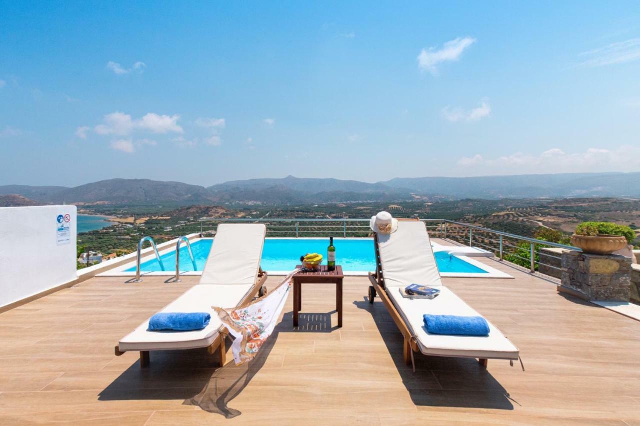 Holiday home Aiolos